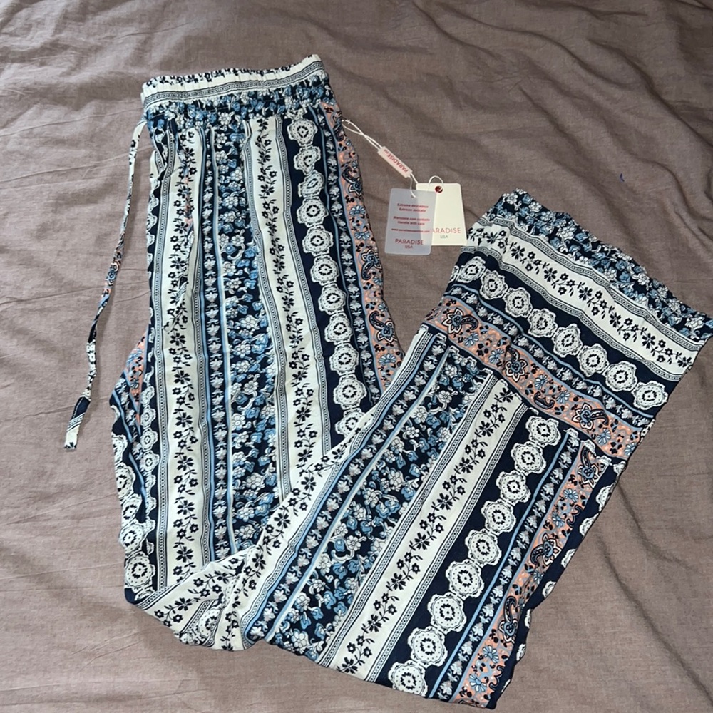 Flowy pants NWT